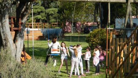 camping campamento jardin naturaleza pic nic aventura cuatriciclos pielta arquitectura bricolage avistaje de aves dia de campo fin de semana buena onda asado jardin de esculturas hierro reciclado animales de metal jardin de colibries salvias picaflor picaflores lagarto overo culebra jardin aves buenos aires observacion de aves rincon de la naturaleza ca&ntilde;uelas laguna pesca mojarras pescar con los chicos pesca con devolucion sembrar mojarras siempre construyendo parque4x4 parque 4x4 pasar el dia amigos cumplea&ntilde;os festejar cumple quinta campo quincho parrillas ba&ntilde;os accesibles duchas camping discapacitados 